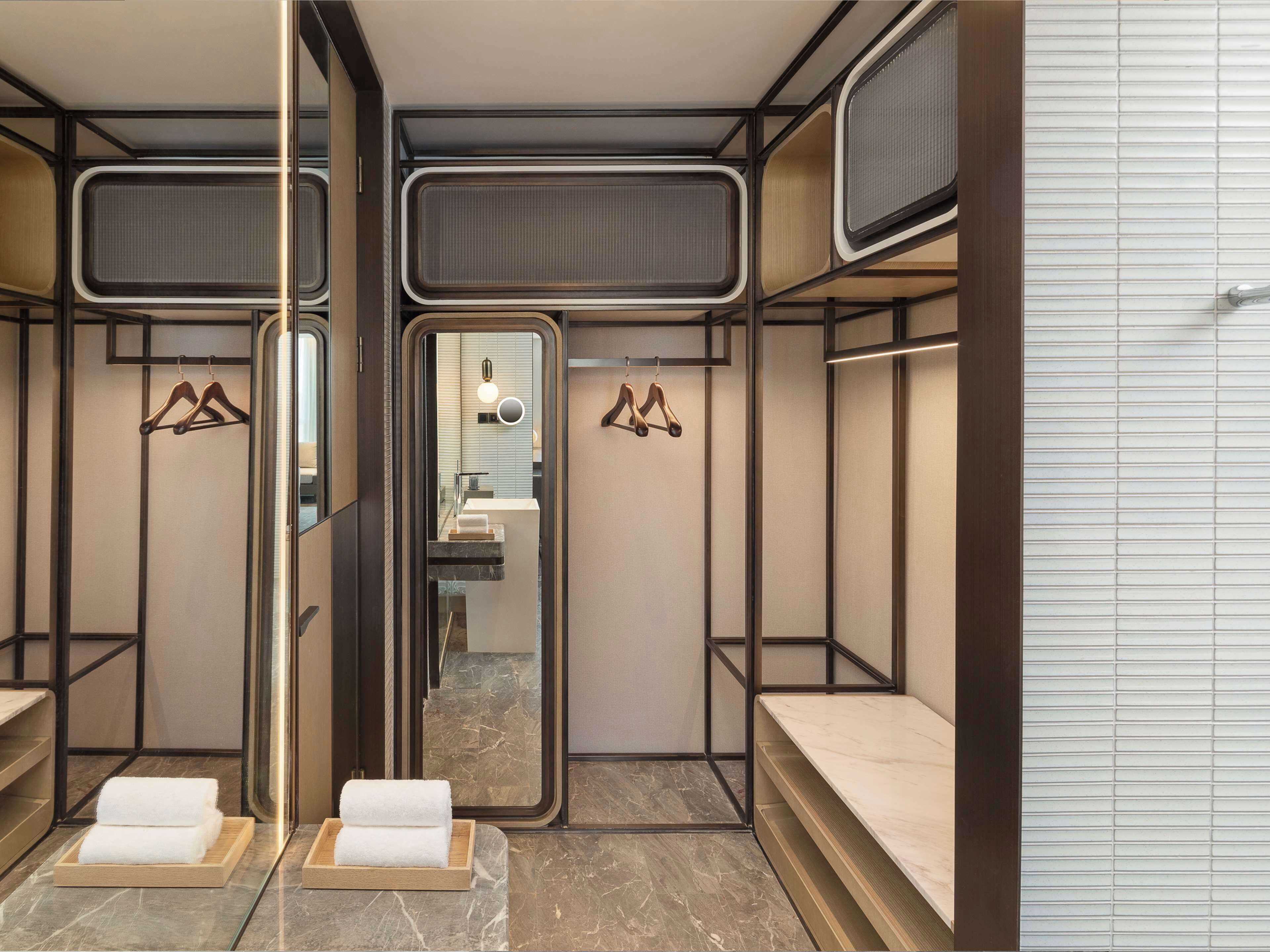 king premier suite | 1 bedroom, premium bedding, minibar, in-room safe