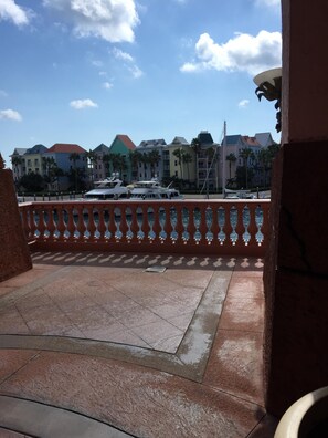 Terrace/patio - Harborside Resort at Atlantis 1 Bedroom Villa, avail Feb 13-20, 2027, Sleeps 4 (Paradise Island)
