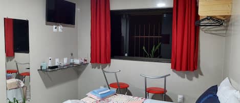 Comfort Double Room | Iron/ironing board, free WiFi, bed sheets