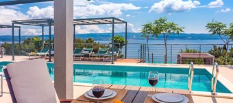 Seaview holiday home Lemona