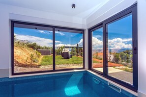 Indoor pool, outdoor pool