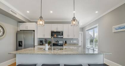 Anastasia Grand #6 - Between Downtown and the Beach