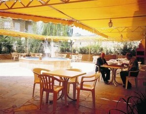 Restaurant - Hotel Le Crillon (Broumana)
