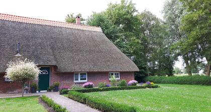 Spacious vacation apartment in a country house on the Jade Bay North Sea