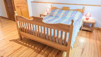 3 chambres, lit parapluie