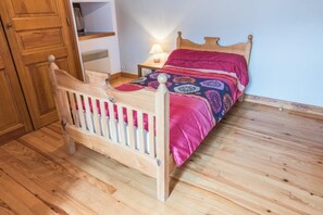 3 habitaciones y cuna de viaje 