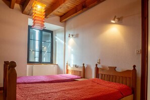 3 Schlafzimmer, Bügeleisen/Bügelbrett, Reisekinderbett