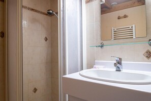 Dusche, Haartrockner