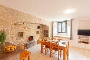 Dining - 4/6 person gîte at Ferme Lionnet (ALBARET LE COMTAL)