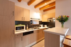 Fridge, microwave, oven, dishwasher