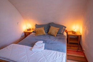 1 bedroom, iron/ironing board, travel cot - Gîte Agnès 2/3 persons (LAVAL DU TARN)