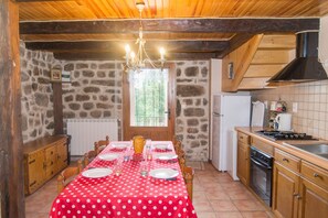 Refrigerador, microondas, horno, lavavajillas