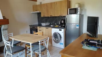 Kühlschrank, Mikrowelle, Ofen, Toaster