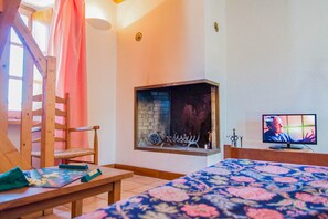 1 bedroom, iron/ironing board, free WiFi