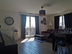 TV - Bel Appartement Avec vue sur le Château de Versailles (Fontenay-le-Fleury)