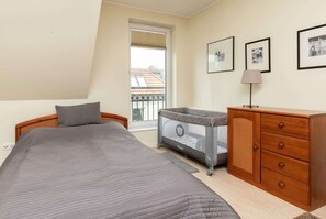 1 Schlafzimmer, Bügeleisen/Bügelbrett, Bettwäsche
