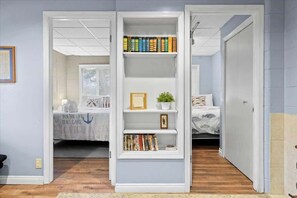 3 bedrooms, iron/ironing board, travel cot, free WiFi