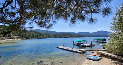 Cozy & Relaxing Cabin w/ Paddle Boards, Pedal Boat, Canoe, Kayak and more!