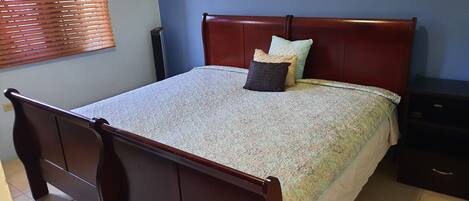 2 habitaciones, tabla de planchar con plancha y wifi gratis