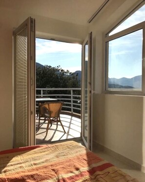 Departamento | 4 habitaciones, tabla de planchar con plancha y wifi gratis