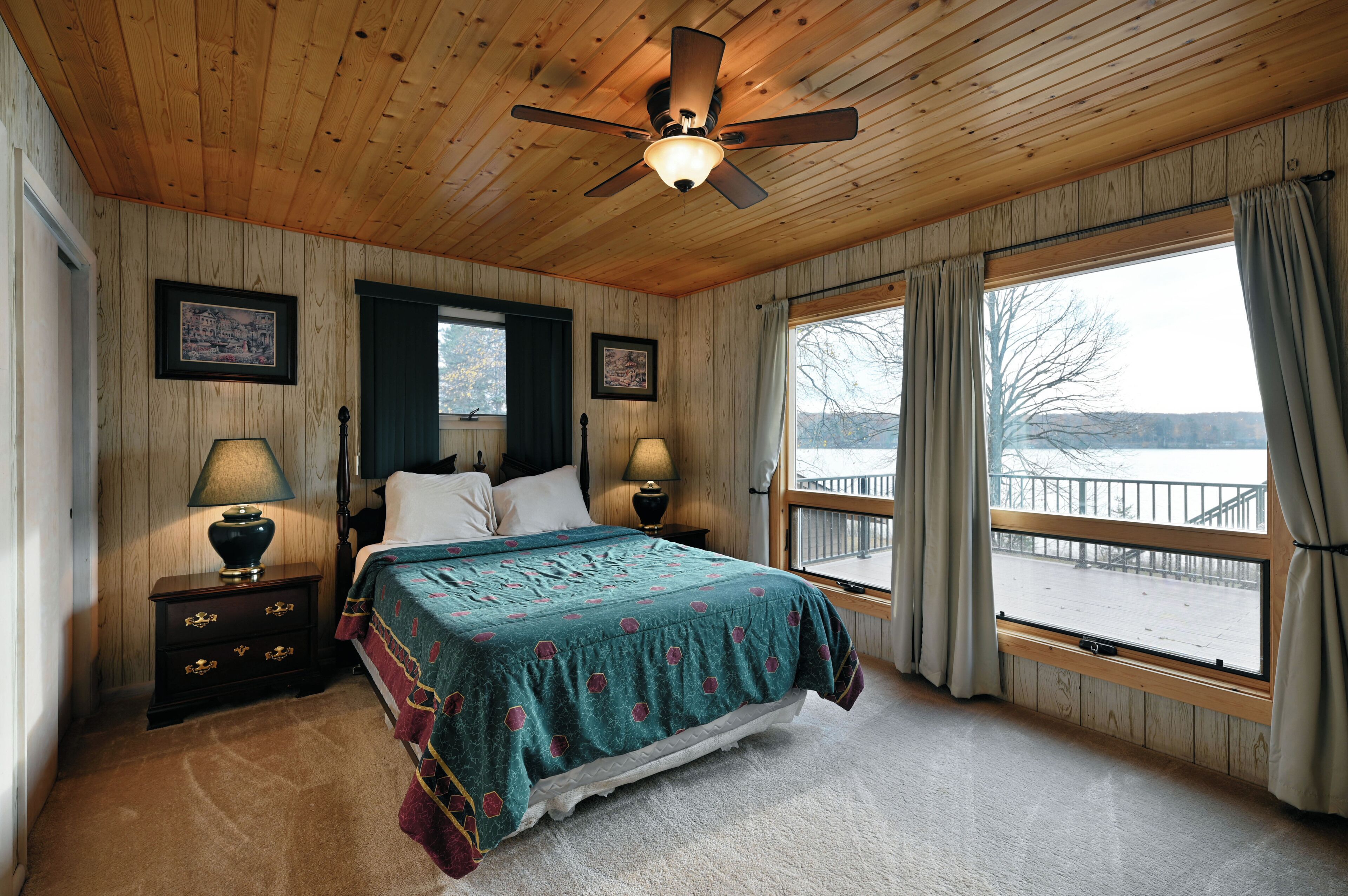 Room, Multiple Beds, Balcony | 4 bedrooms, individually decorated, individually furnished, free WiFi