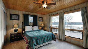 Room, Multiple Beds, Balcony | 4 bedrooms, individually decorated, individually furnished, free WiFi