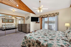 Chambre, plusieurs lits, patio, vue plage