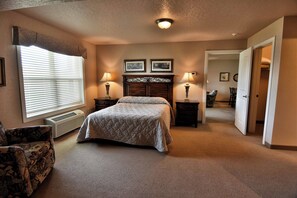 Condo, 1 Queen Bed with Sofa bed, Jetted Tub - Unit 312 1 BD/ 1 BA Condo (Birchwood)