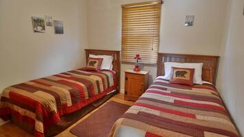 Room, Multiple Beds, Patio | 3 bedrooms