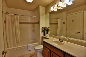 Condo, Multiple Beds, Balcony | Bathroom | Towels