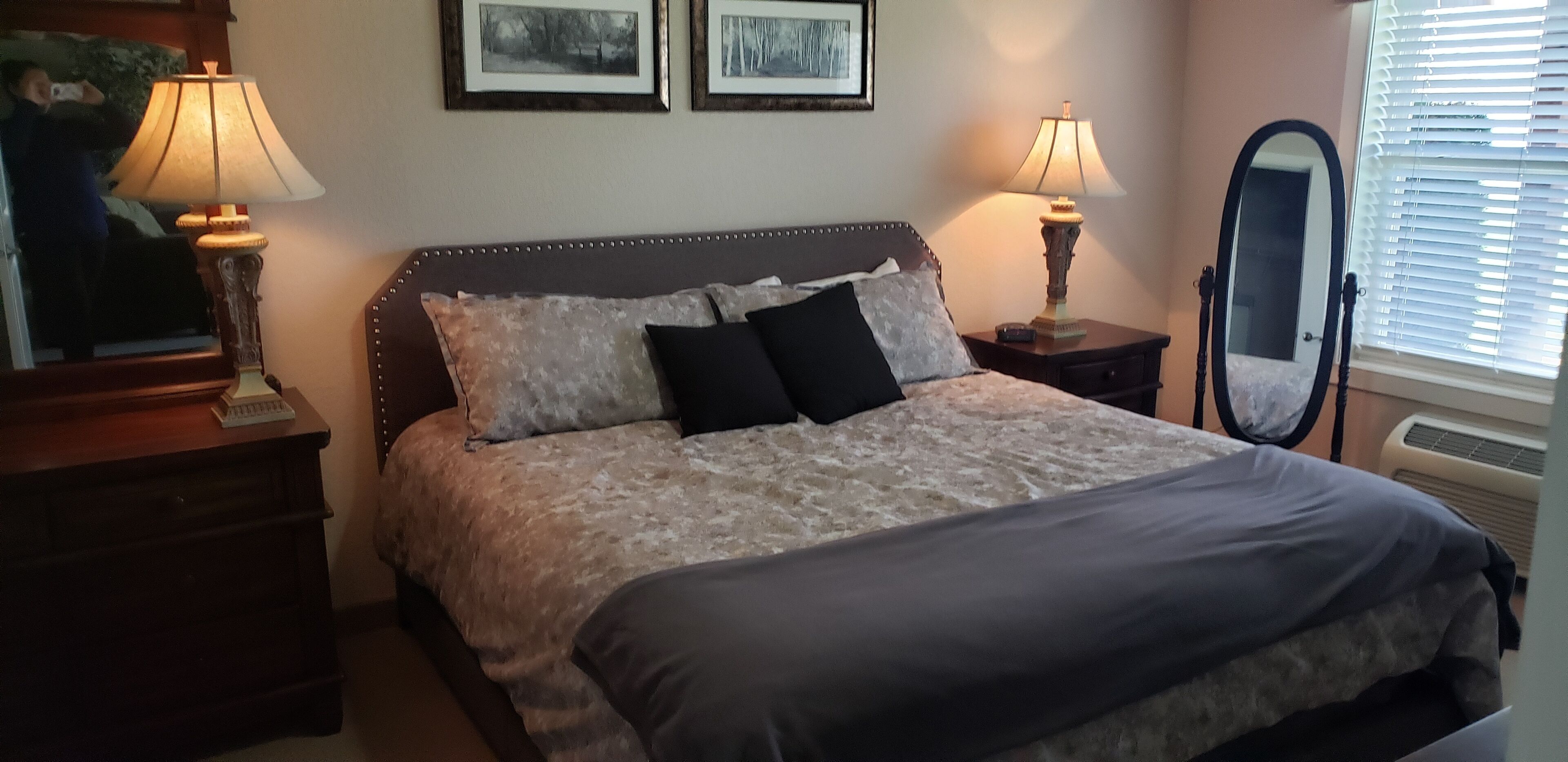 1 bedroom, free wired Internet