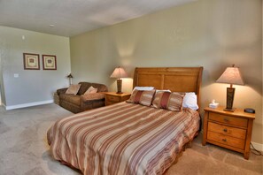 Condo, 1 Queen Bed with Sofa bed, Balcony | 1 bedroom, free WiFi