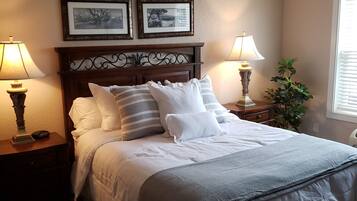 Condo, Multiple Beds, Balcony, Golf View | 2 bedrooms, free WiFi