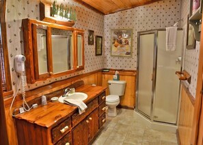 Casa, varias camas, hidromasaje | Baño