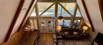 Secluded Cabin Overlooking Fontana Lake & Smoky Mtns NP