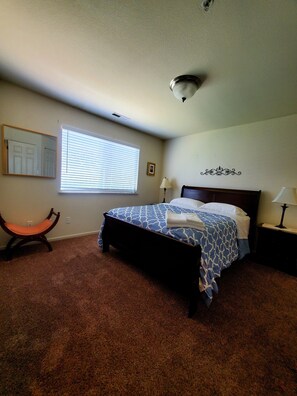 4 bedrooms, travel cot, free WiFi, bed sheets