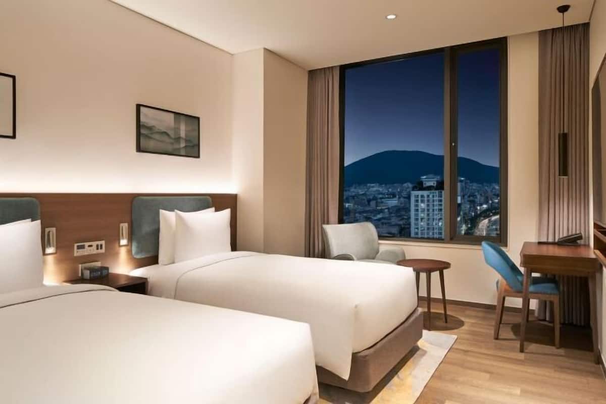1 Schlafzimmer, Zimmersafe, Verdunkelungsvorhänge, Bügeleisen/Bügelbrett