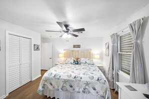 3 chambres, bureau, Wi-Fi gratuit, draps fournis