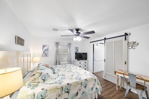 3 chambres, bureau, Wi-Fi gratuit, draps fournis