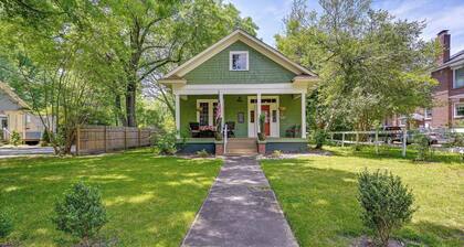 Cozy ‘Casa Verde’ Getaway - 1 Mi to UNCG Campus