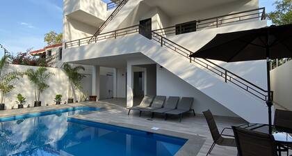 New Modern Third Floor Studio Casa Brisa Fina #2