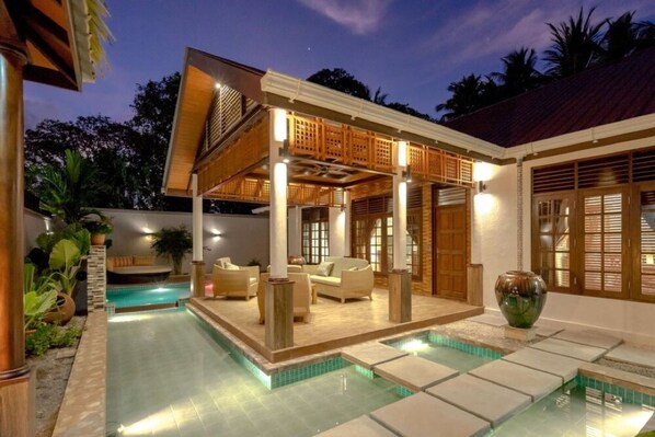 Luxury Villa With Pool | Terrasse/patio