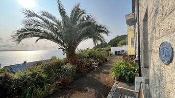 Cottage | Property grounds