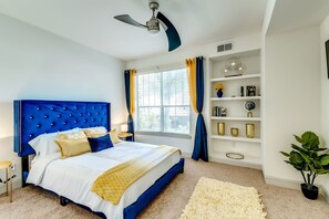 1 habitación, tabla de planchar con plancha, wifi gratis y ropa de cama 