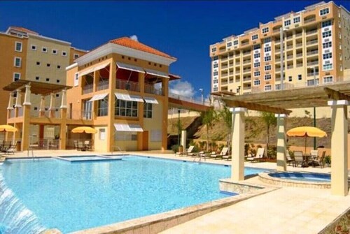 Nest by the Marina