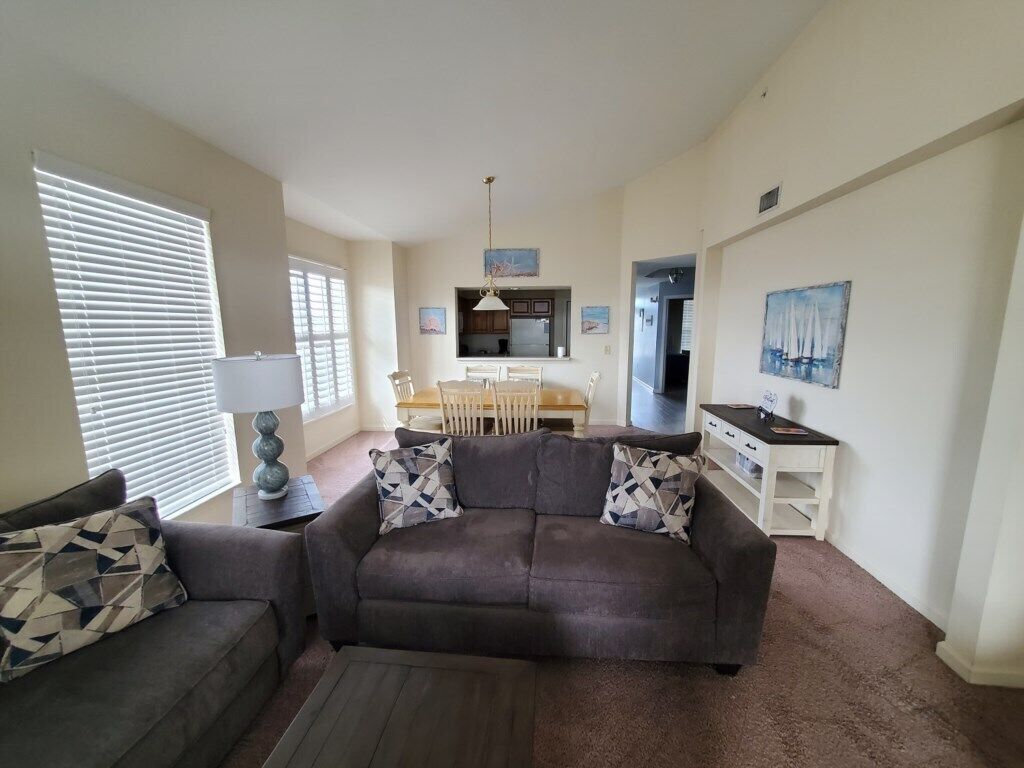 Condo, Multiple Beds, Kitchen | Living area | 40-inch TV with cable channels