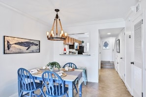 Condo, Multiple Beds, Pool Access, Beach View | Private kitchen