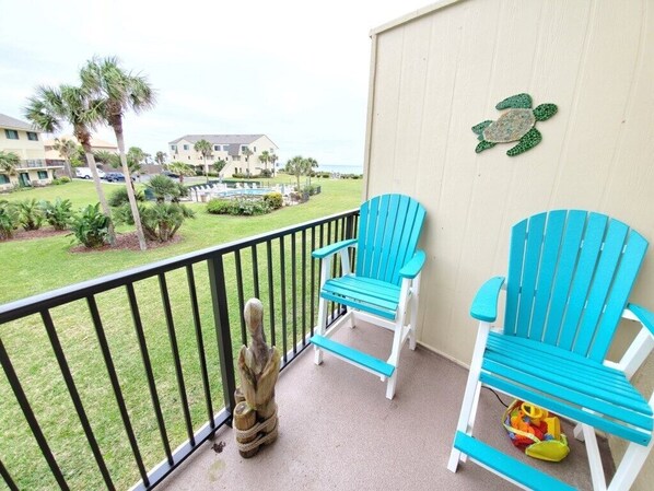 Condo, varias camas, alberca privada | Balcón