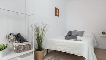 2 chambres, fer et planche Ă repasser, Wi-Fi gratuit, draps fournis