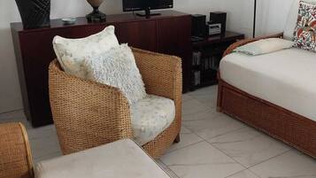 TV, stereo